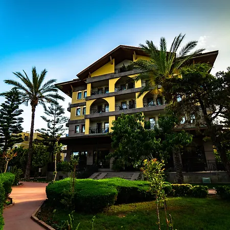 Hotel Fun & Sun Life Side